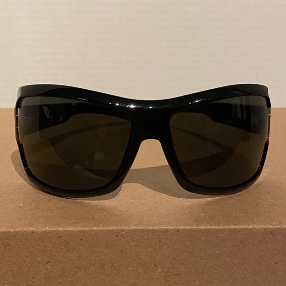 Gucci sunglasses - Picture 6 of 8